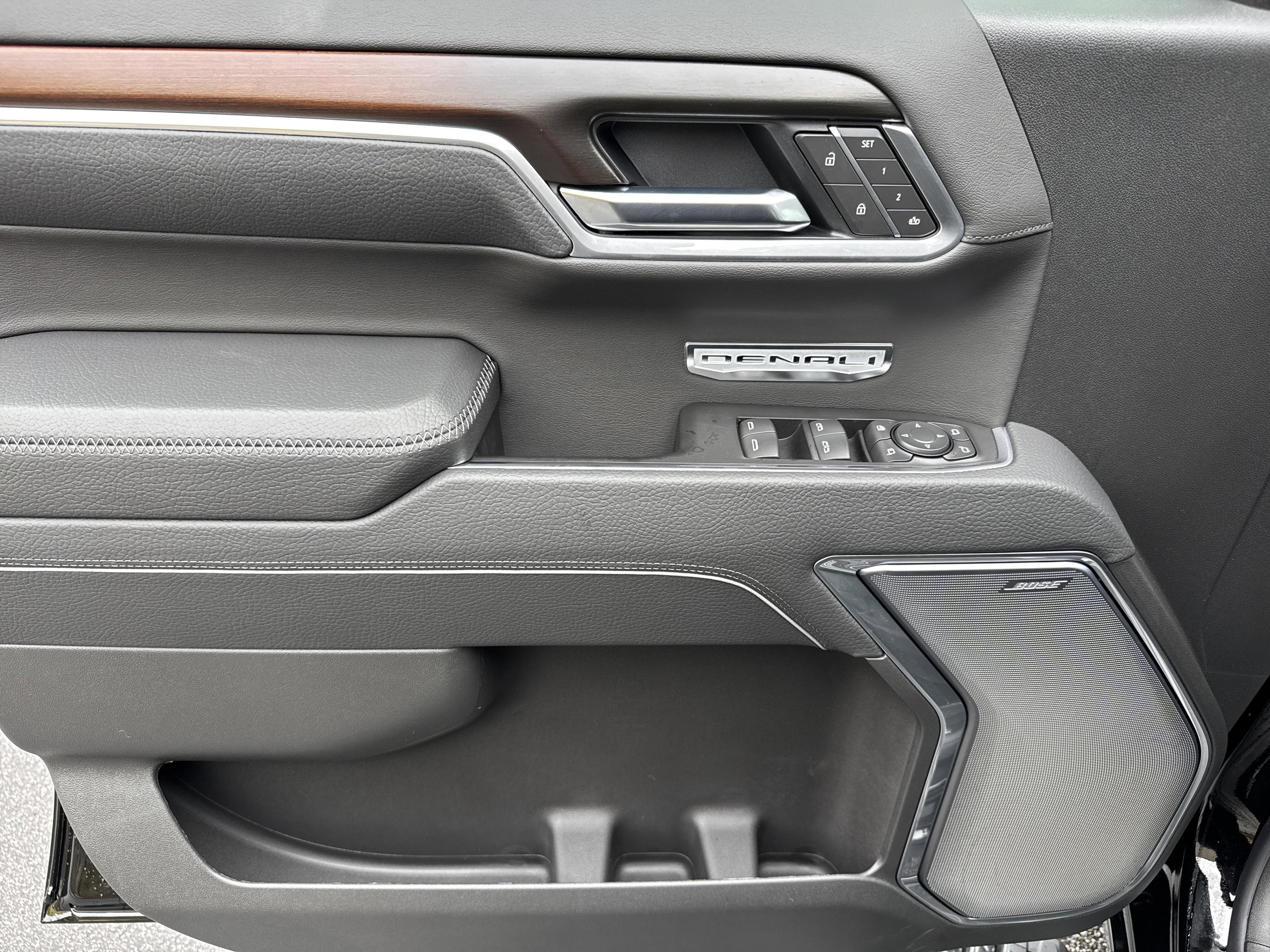 GMC Sierra 1500 Denali Four Wheel Drive Crew Cab - Thumbnail 13