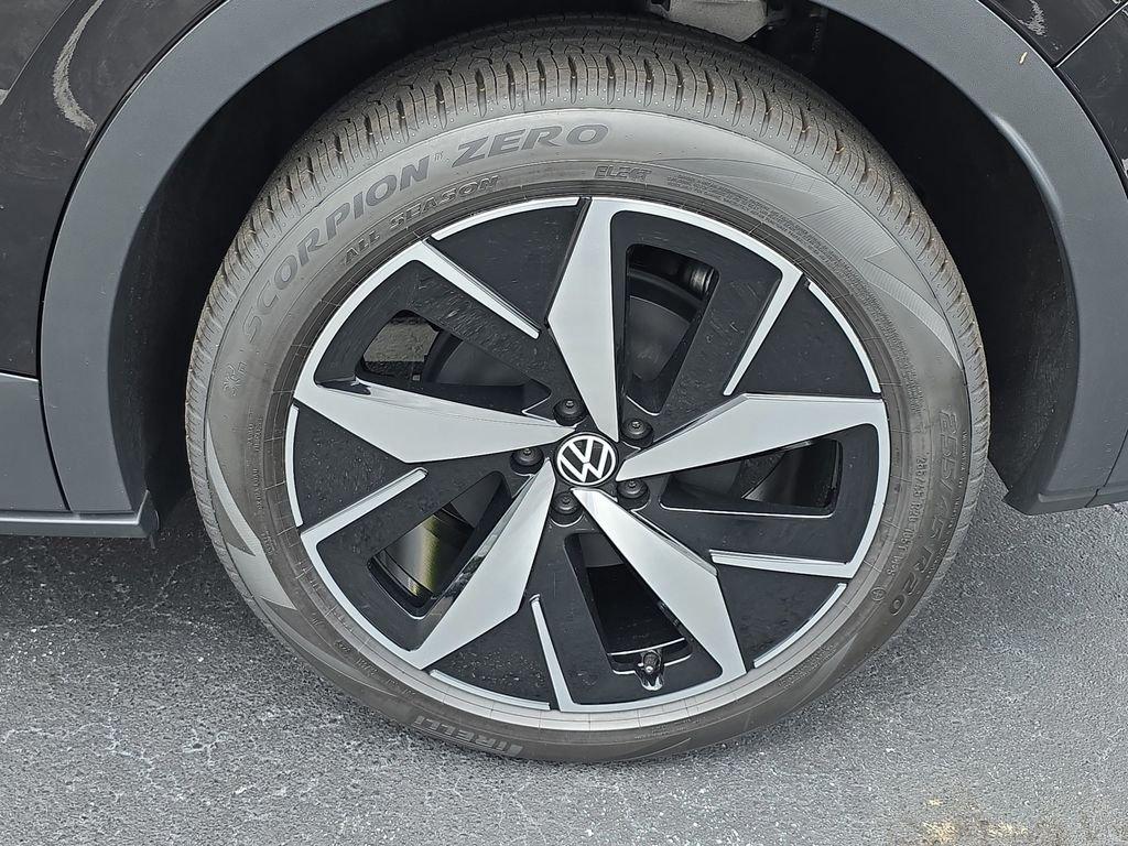 Volkswagen Id.4 Pro S With Navigation & Awd - Thumbnail 4