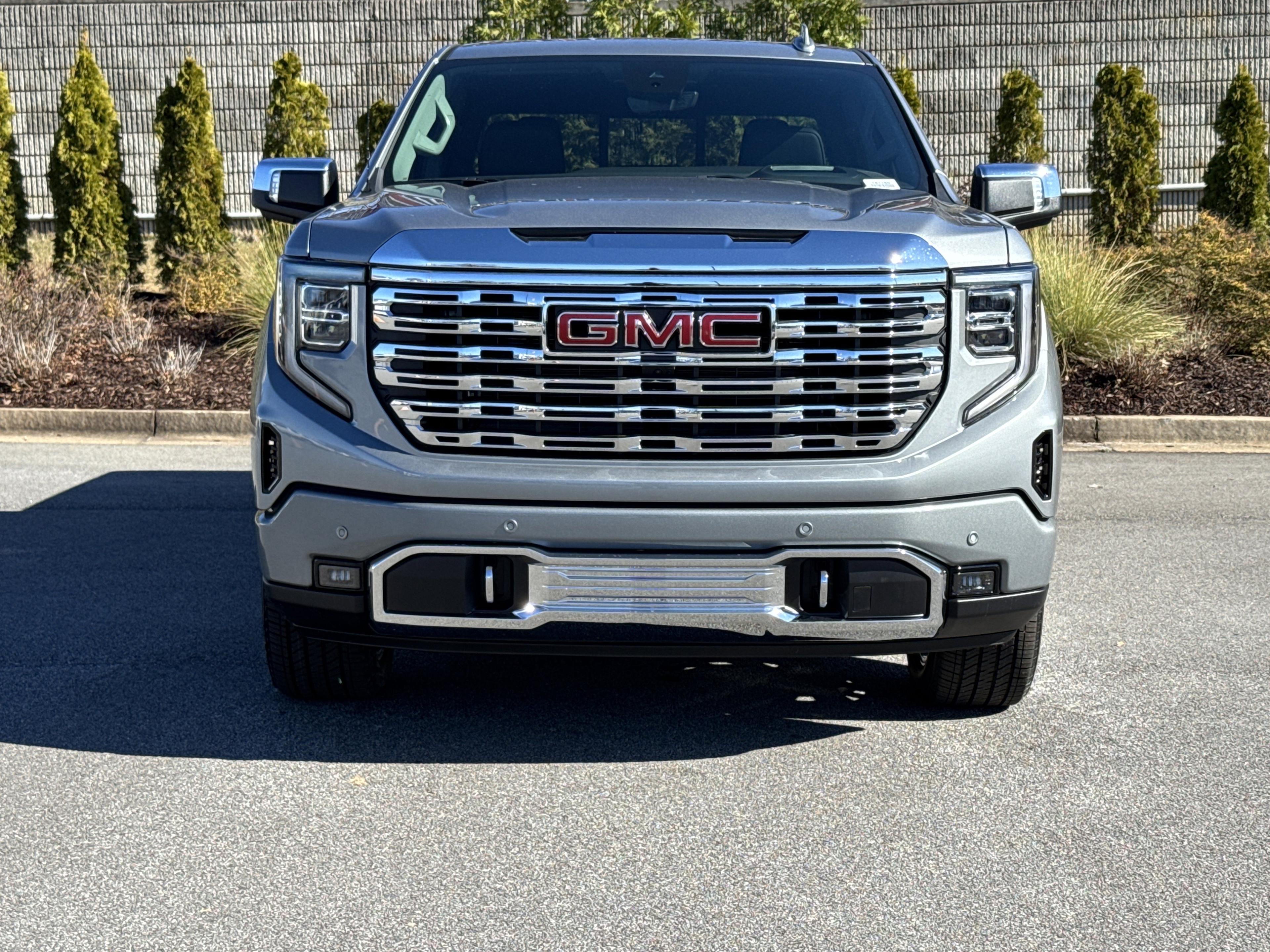 GMC Sierra 1500 Denali Four Wheel Drive Crew Cab - Thumbnail 2