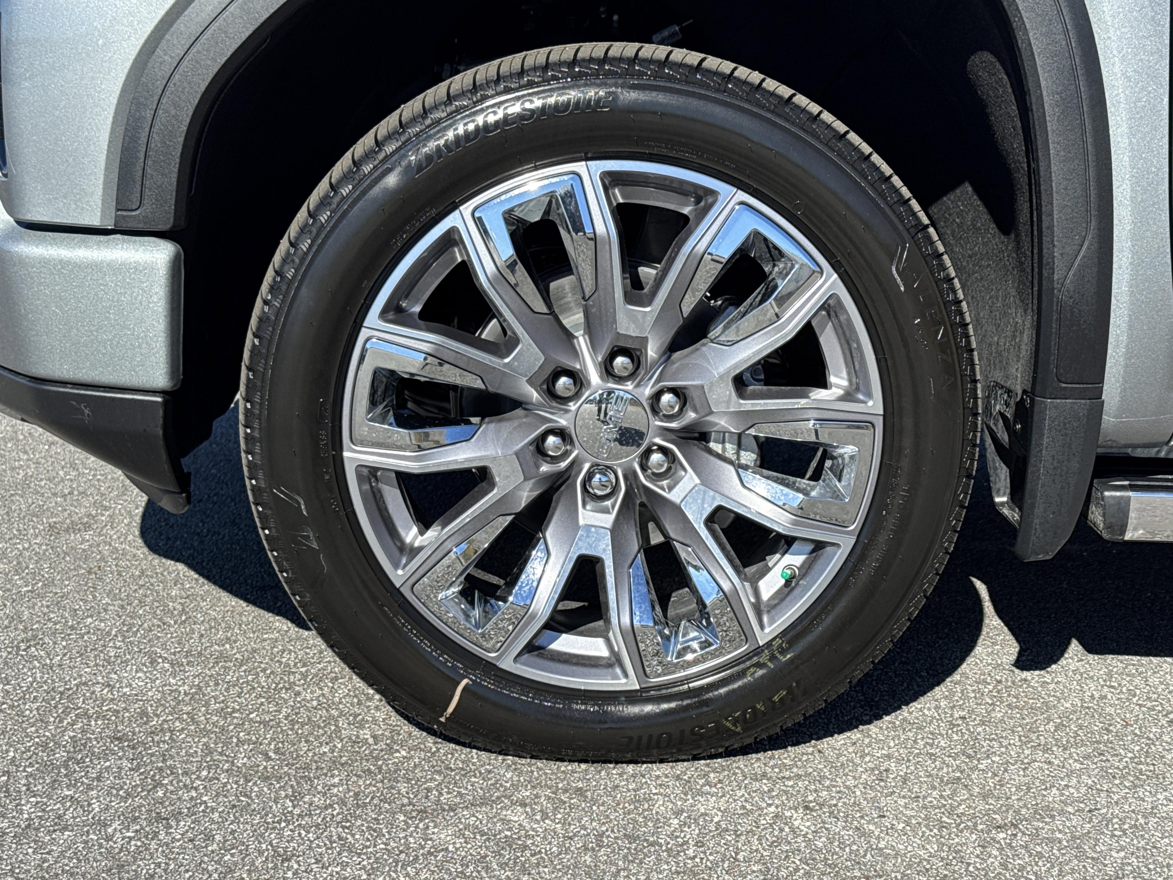 GMC Sierra 1500 Denali Four Wheel Drive Crew Cab - Thumbnail 12