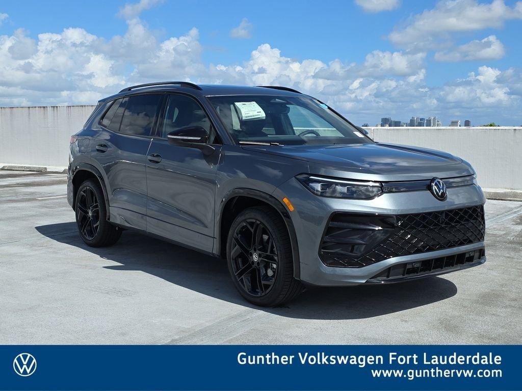 Volkswagen Tiguan 2.0T Se R-Line Black - Thumbnail 2