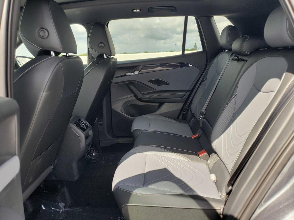 Volkswagen Tiguan 2.0T Se R-Line Black - Thumbnail 7