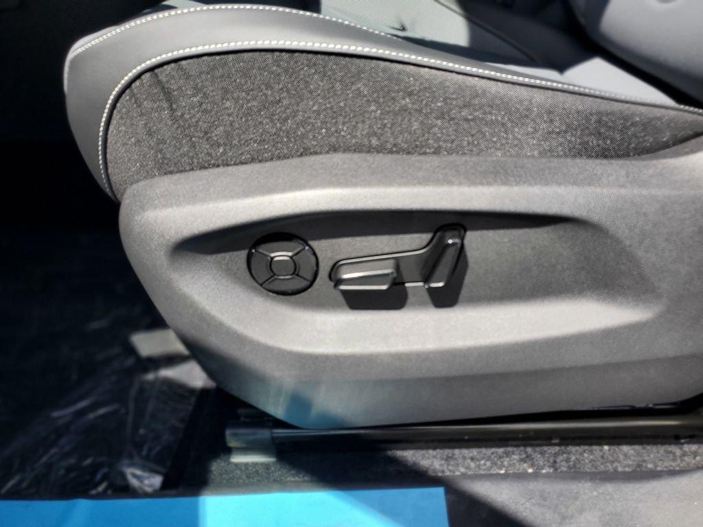 Volkswagen Tiguan 2.0T Se R-Line Black - Thumbnail 11