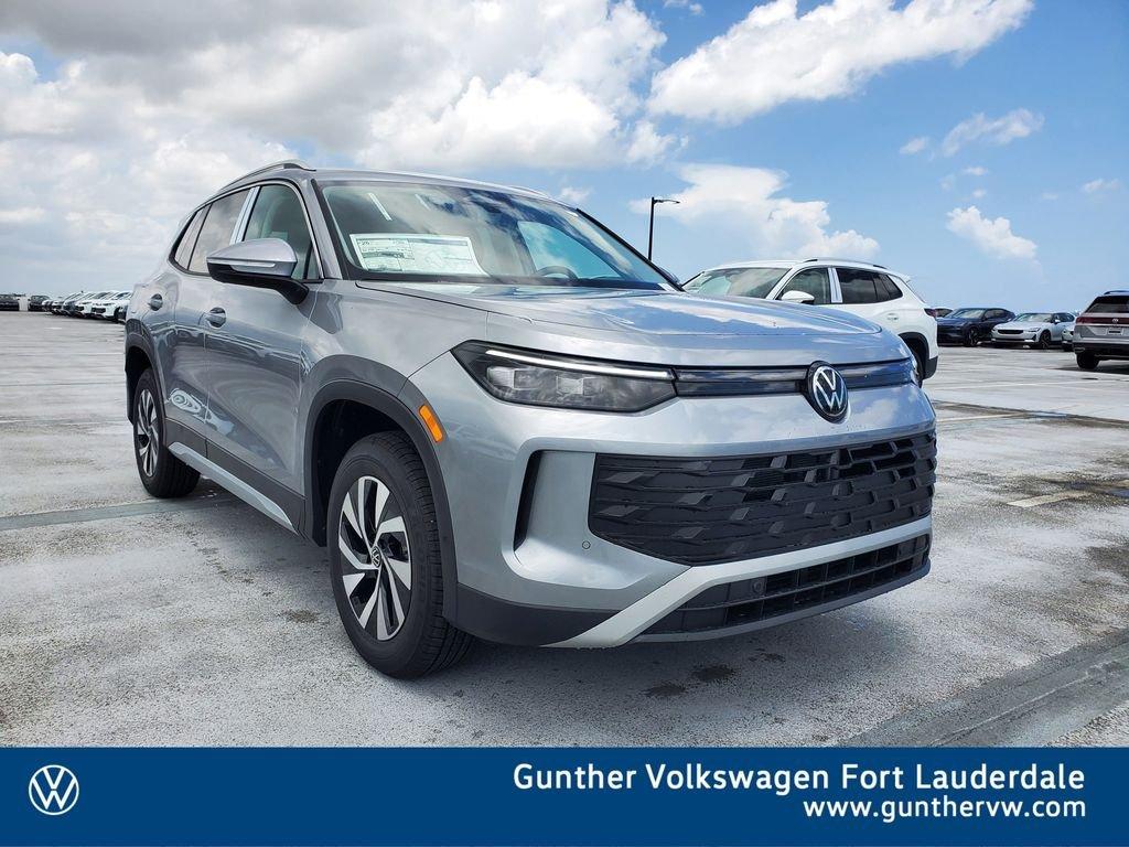 Volkswagen Tiguan 2.0T S - Thumbnail 2