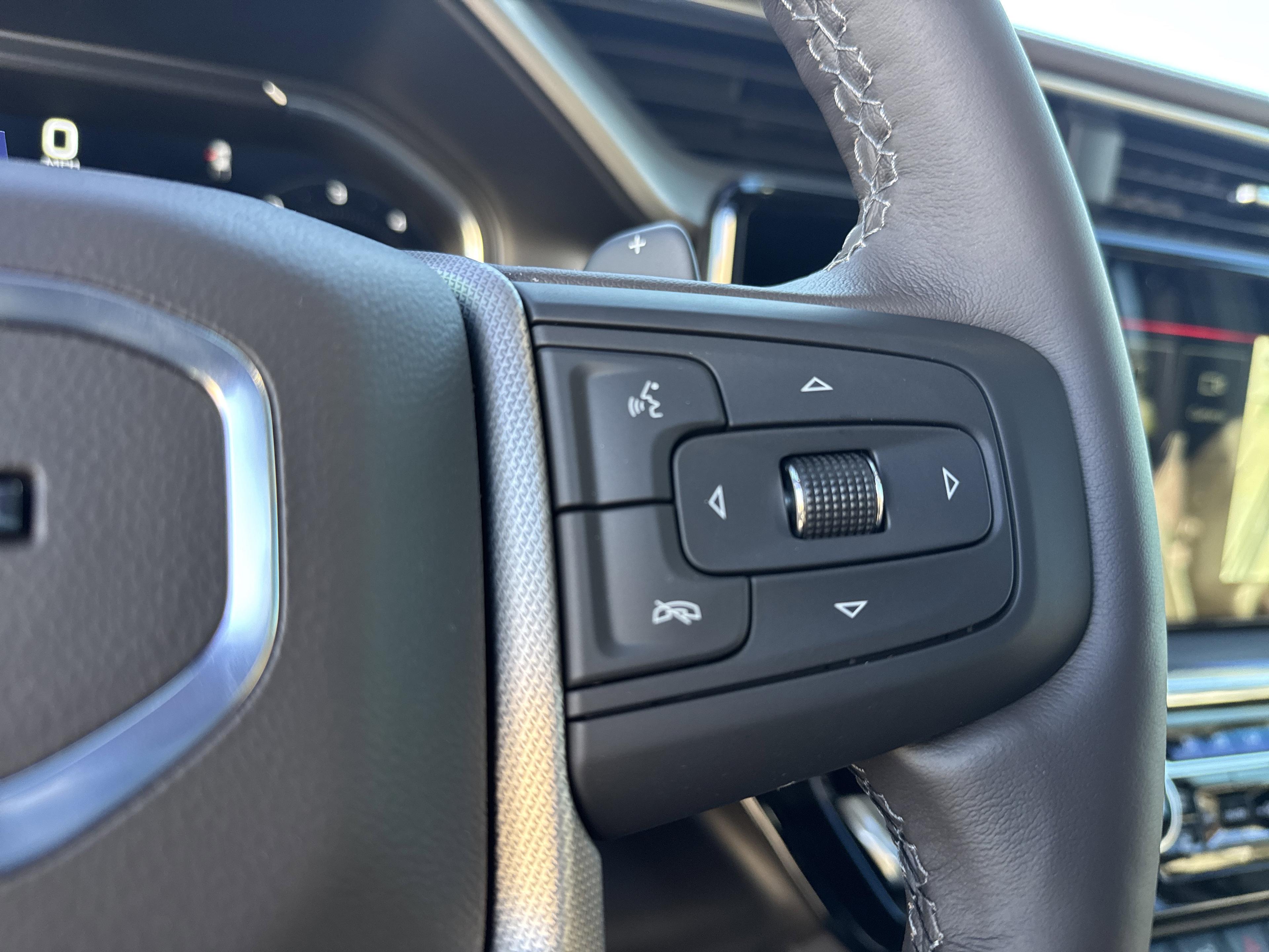 GMC Sierra 1500 Denali Four Wheel Drive Crew Cab - Thumbnail 19