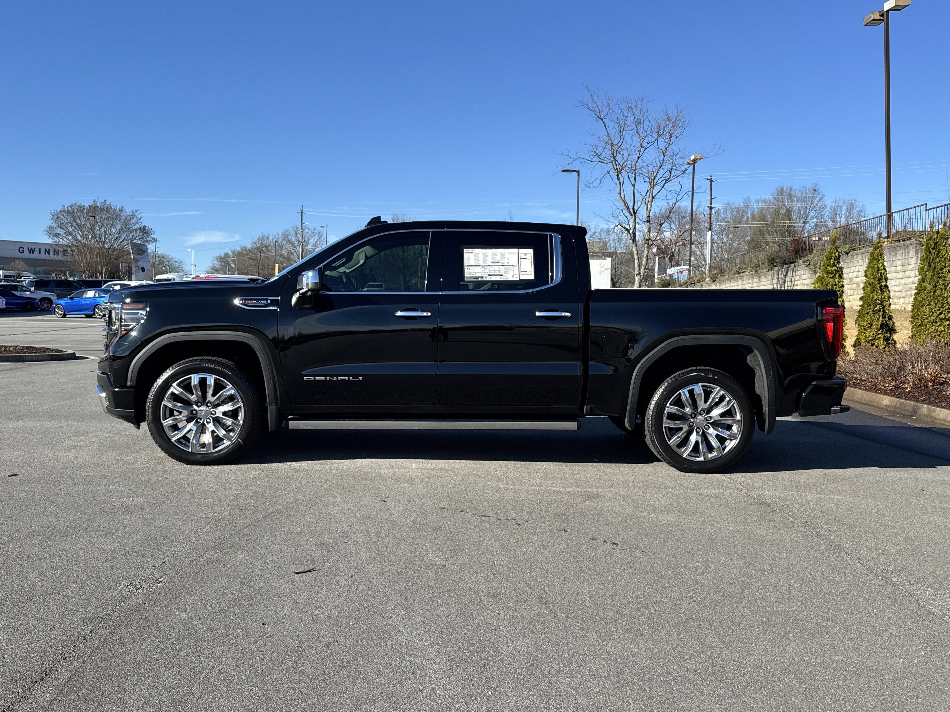 GMC Sierra 1500 Denali Four Wheel Drive Crew Cab - Thumbnail 6