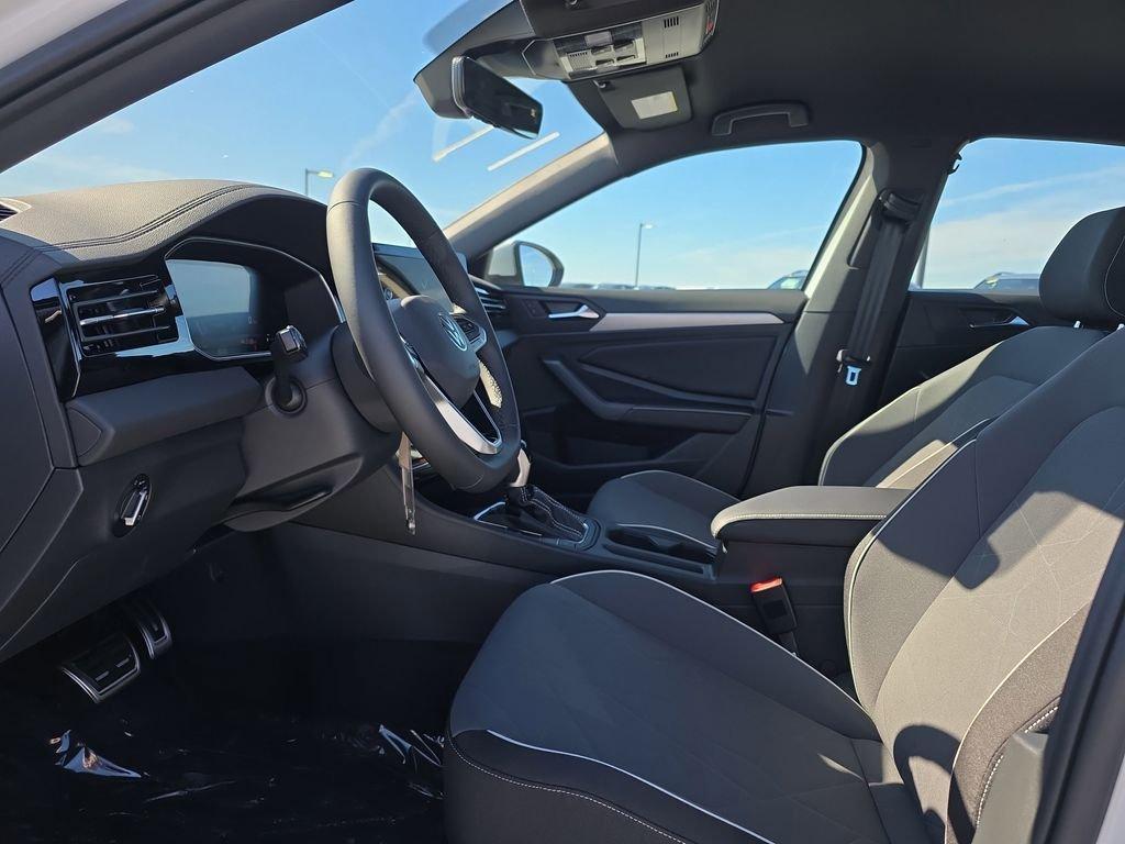 Volkswagen Jetta 1.5T Sport - Thumbnail 8