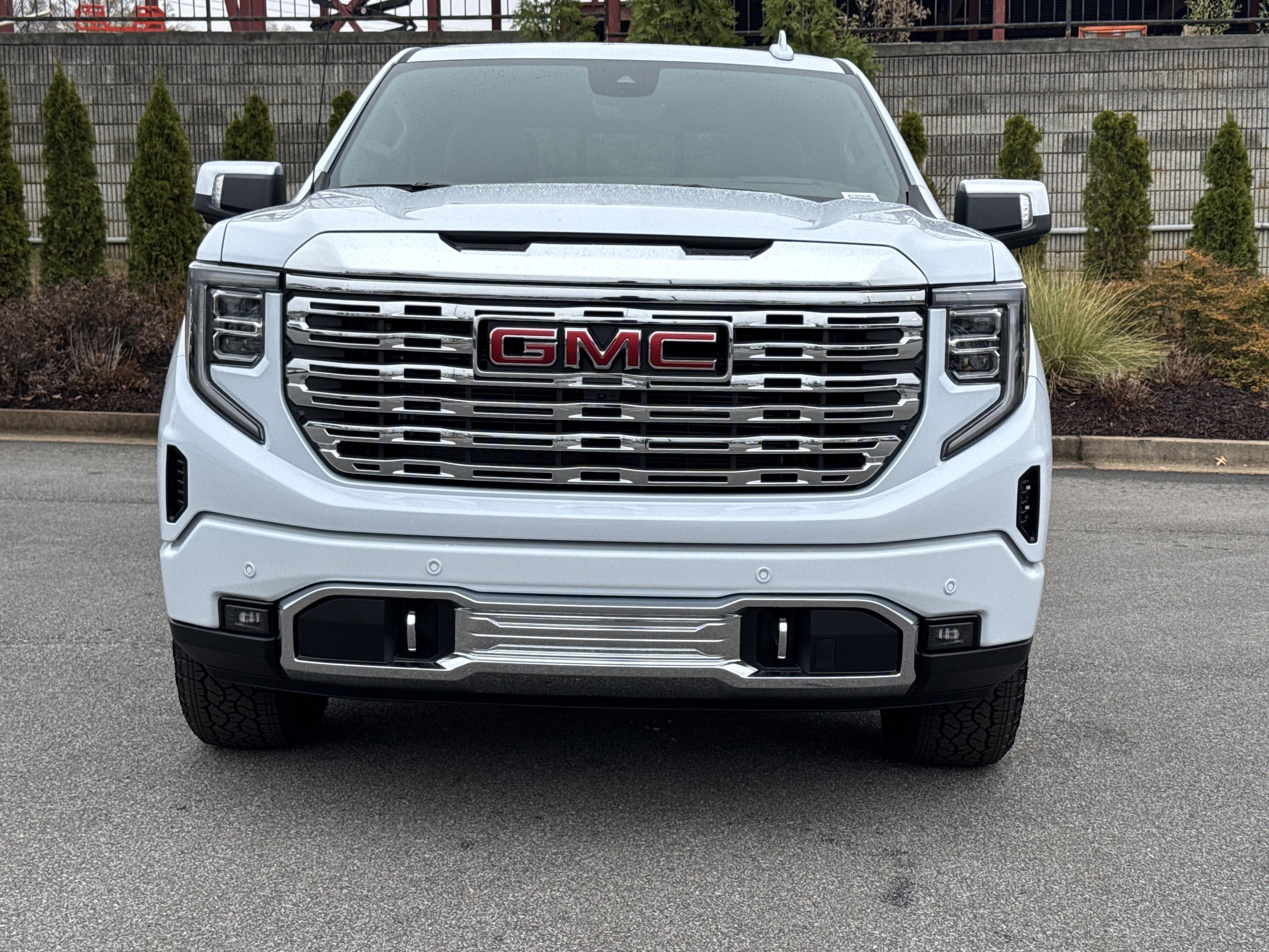 GMC Sierra 1500 Denali Four Wheel Drive Crew Cab - Thumbnail 2