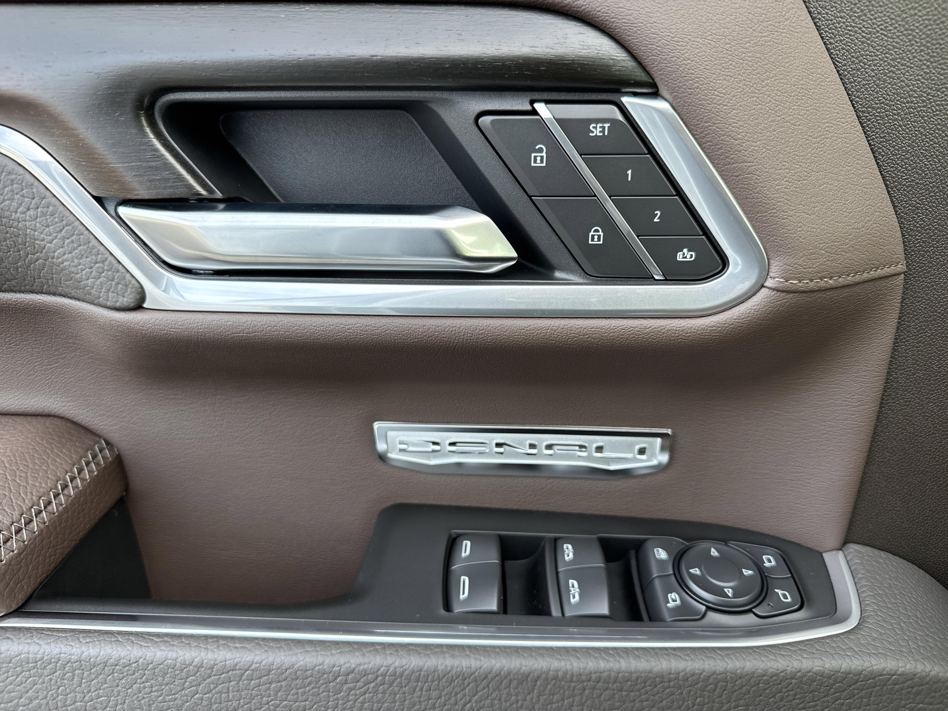 GMC Sierra 1500 Denali Four Wheel Drive Crew Cab - Thumbnail 12