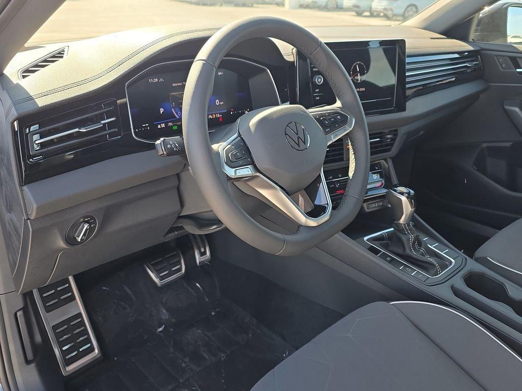 Volkswagen Jetta 1.5T Sport - Thumbnail 9