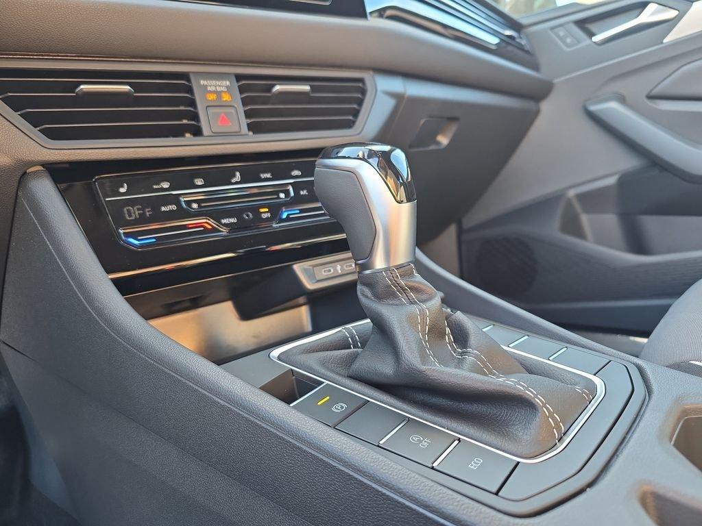Volkswagen Jetta 1.5T Sport - Thumbnail 15