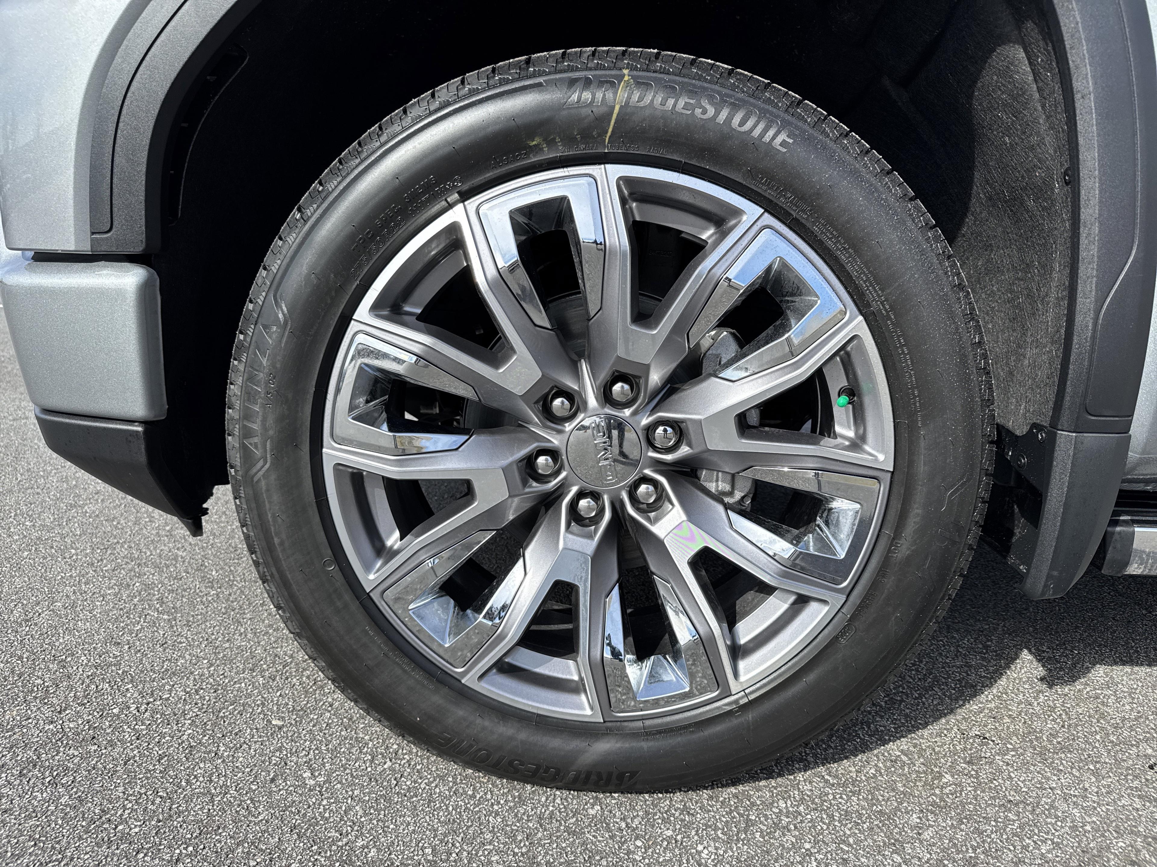 GMC Sierra 1500 Denali Four Wheel Drive Crew Cab - Thumbnail 12