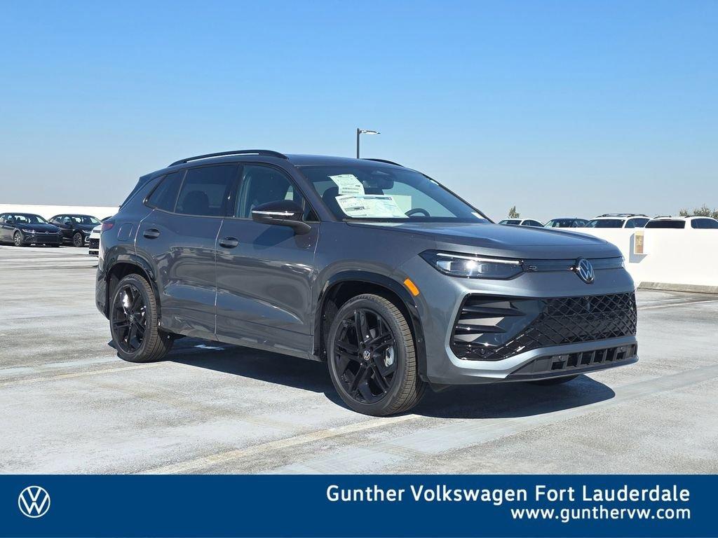 Volkswagen Tiguan 2.0T Se R-Line Black - Thumbnail 2