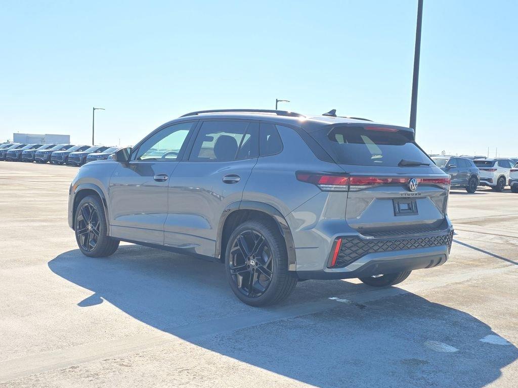 Volkswagen Tiguan 2.0T Se R-Line Black - Thumbnail 4