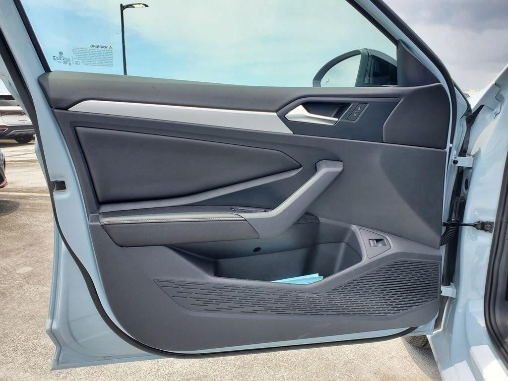 Volkswagen Jetta 1.5T Sport - Thumbnail 12