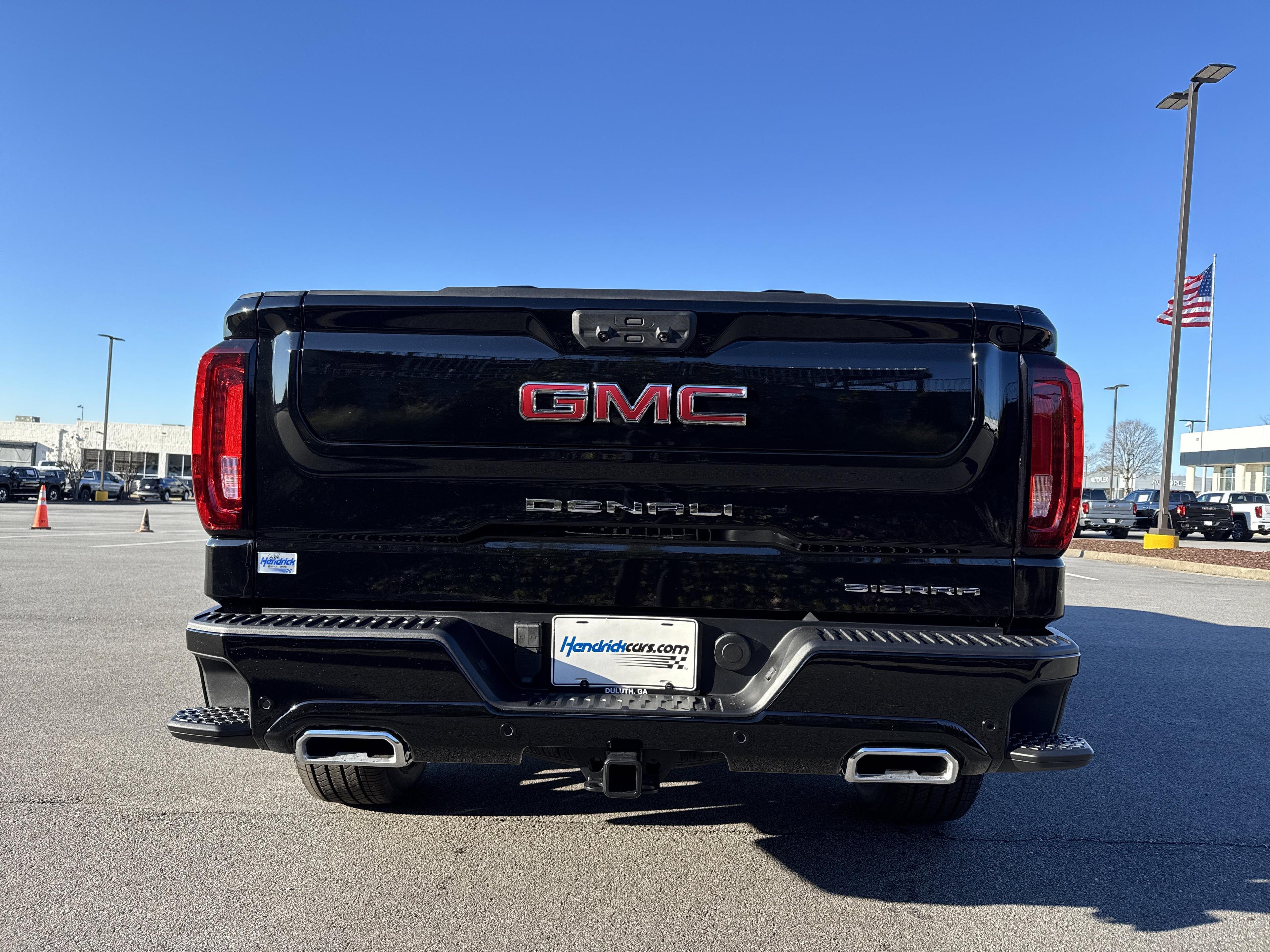 GMC Sierra 1500 Denali Four Wheel Drive Crew Cab - Thumbnail 8