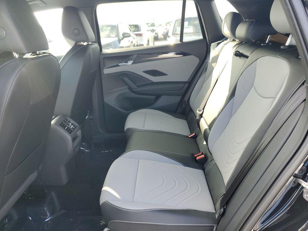 Volkswagen Tiguan 2.0T Se R-Line Black - Thumbnail 9