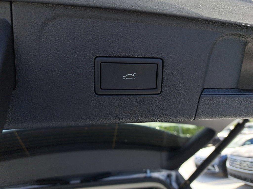 Volkswagen Atlas 2.0T Se W/Technology Fwd - Thumbnail 9