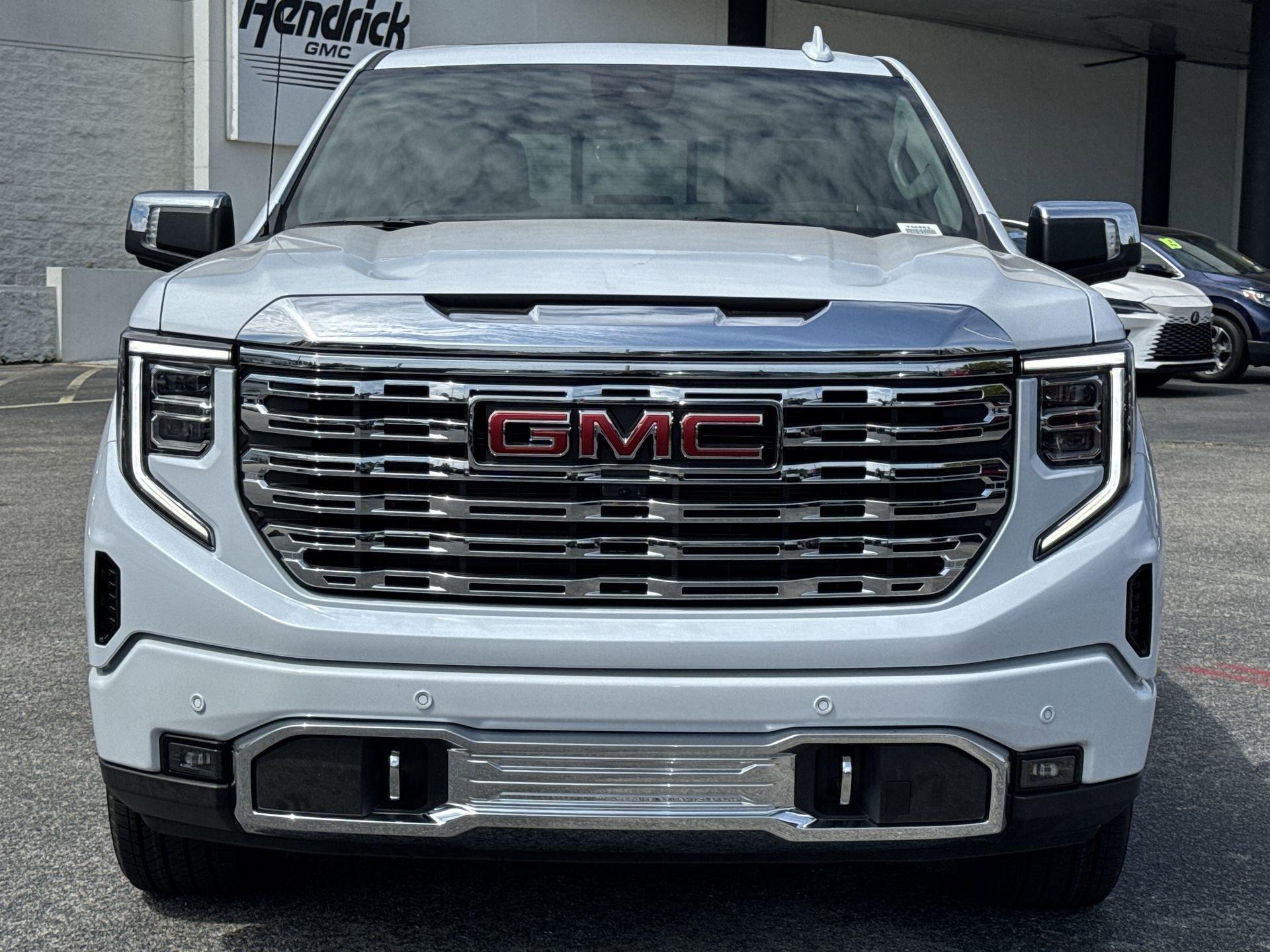 GMC Sierra 1500 Denali Four Wheel Drive Crew Cab - Thumbnail 3