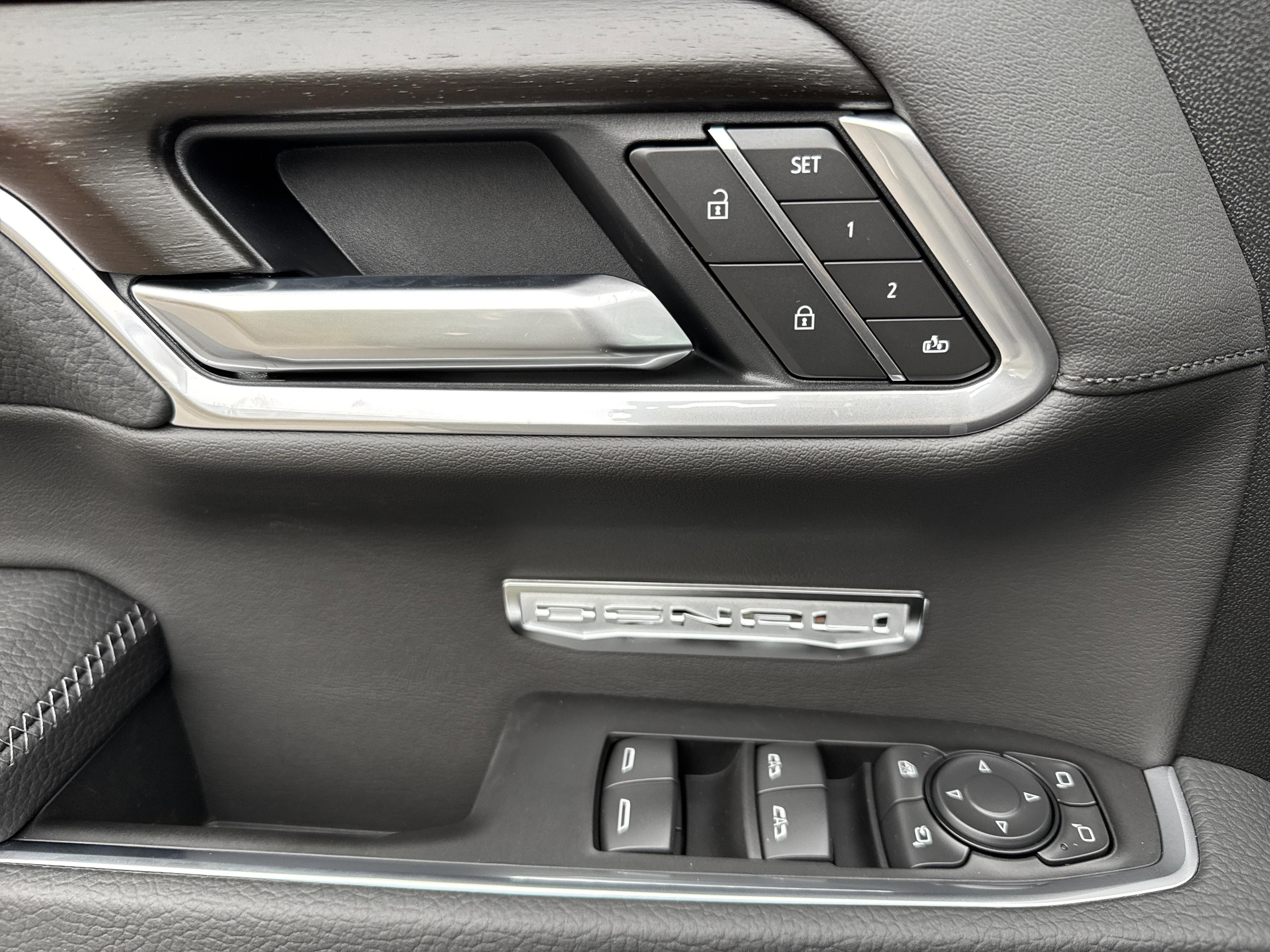 GMC Sierra 1500 Denali Four Wheel Drive Crew Cab - Thumbnail 14