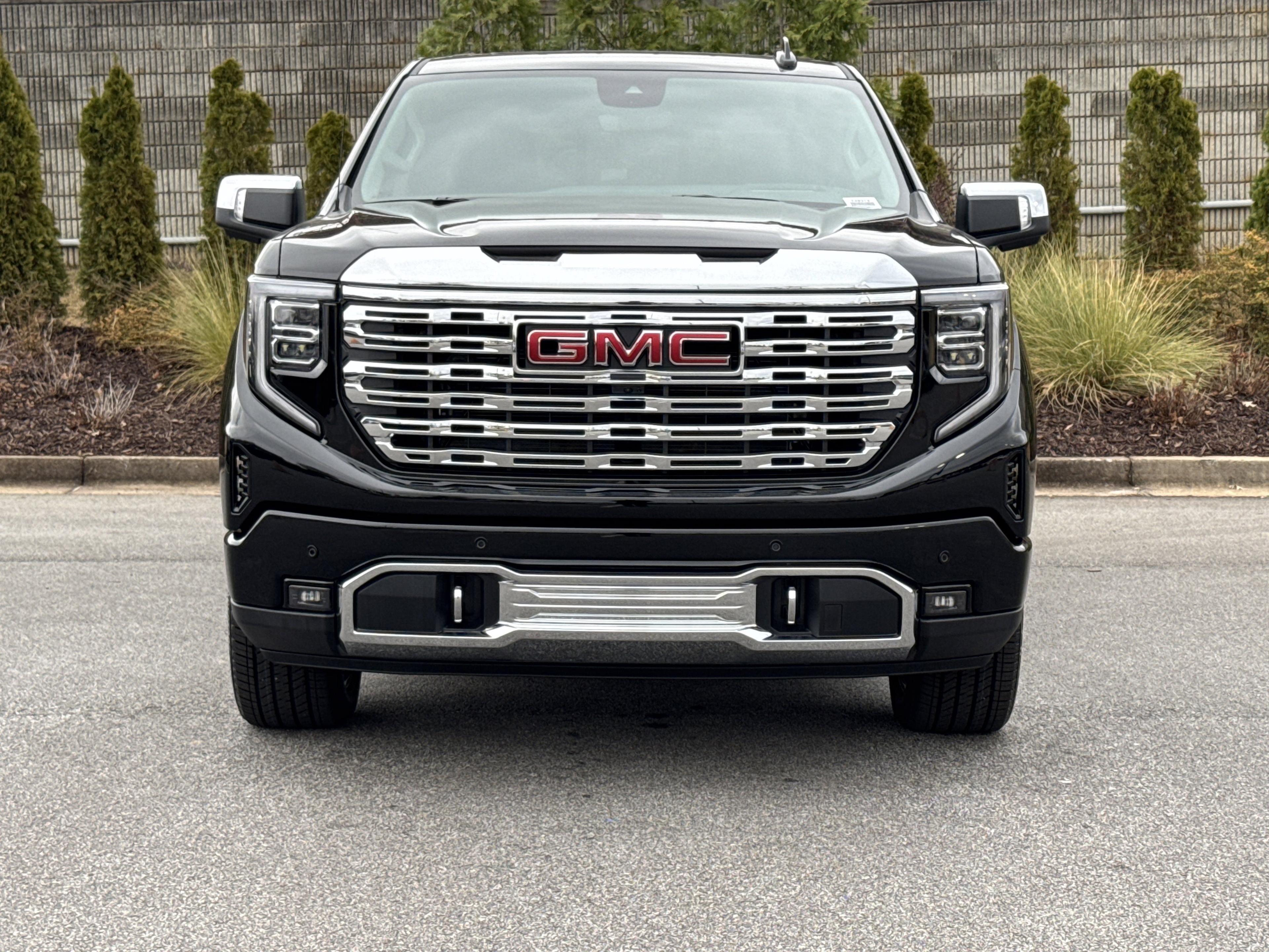 GMC Sierra 1500 Denali Four Wheel Drive Crew Cab - Thumbnail 2