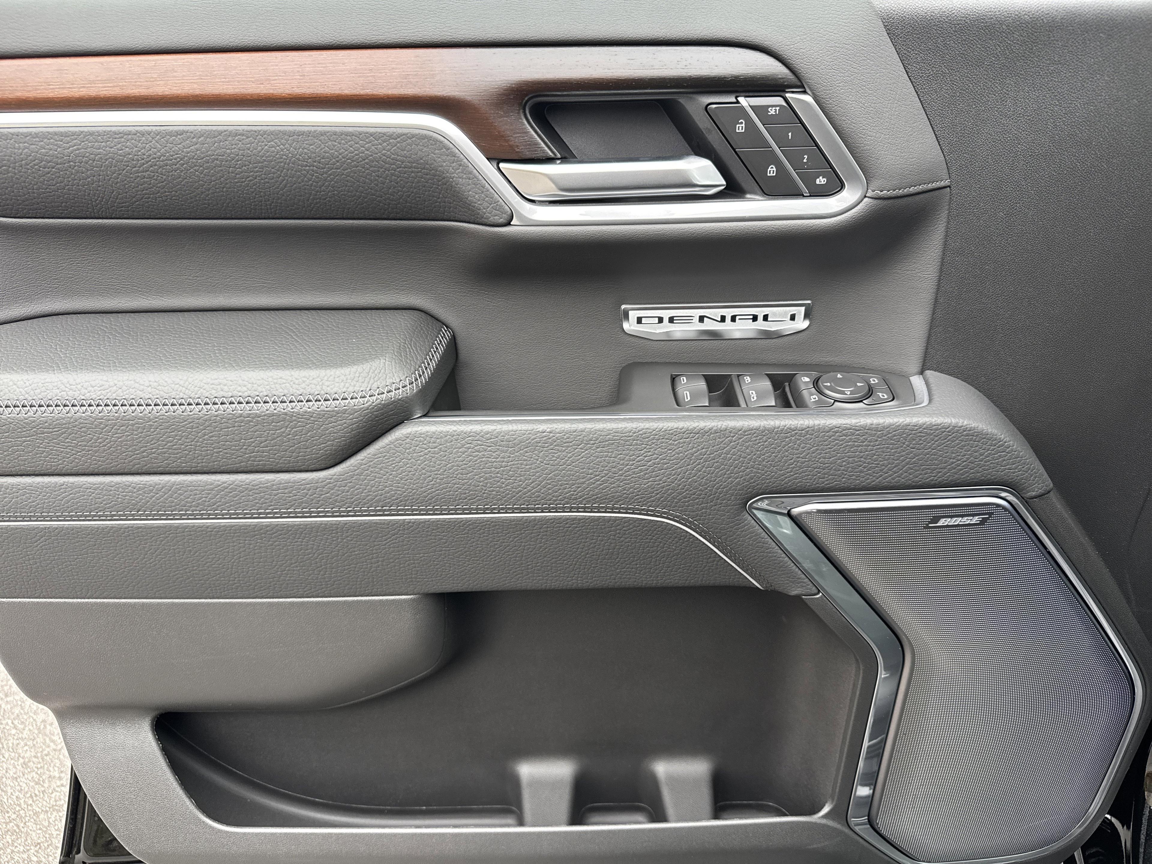 GMC Sierra 1500 Denali Four Wheel Drive Crew Cab - Thumbnail 13