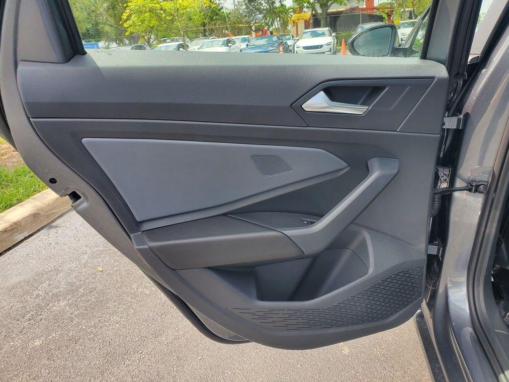 Volkswagen Jetta 1.5T Se - Thumbnail 9