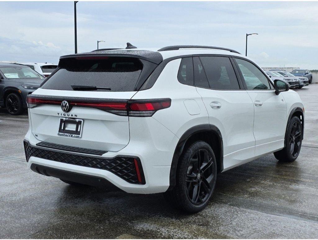 Volkswagen Tiguan 2.0T Se R-Line Black - Thumbnail 5