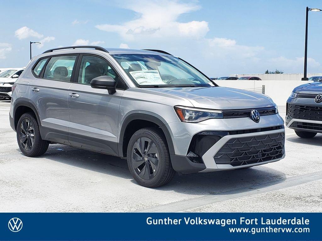 Volkswagen Taos 1.5T S - Thumbnail 2