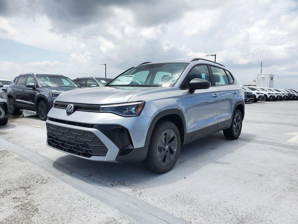 Volkswagen Taos 1.5T S - Thumbnail 3