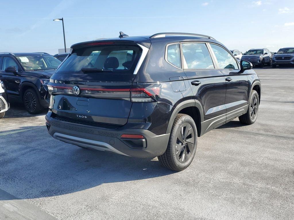 Volkswagen Taos 1.5T S - Thumbnail 7