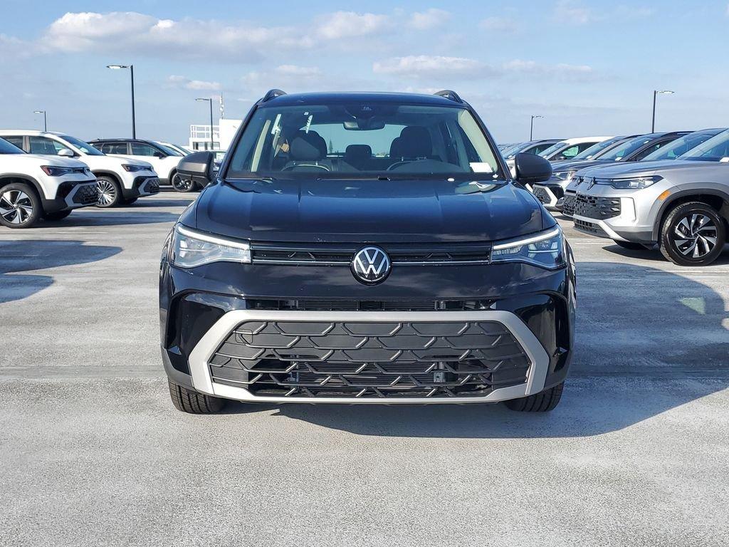 Volkswagen Taos 1.5T S - Thumbnail 3