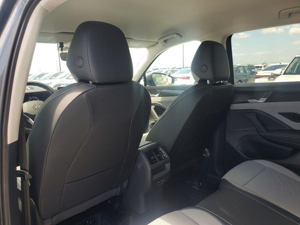 Volkswagen Tiguan 2.0T Se - Thumbnail 8