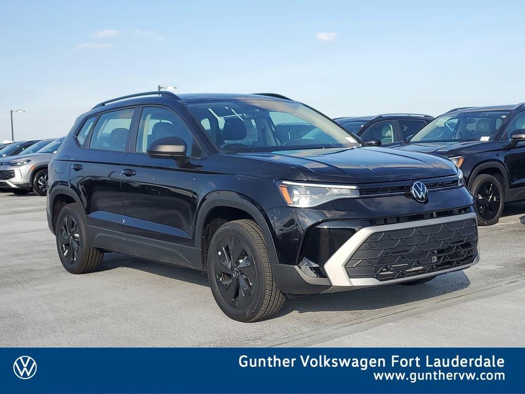 Volkswagen Taos 1.5T S - Thumbnail 2