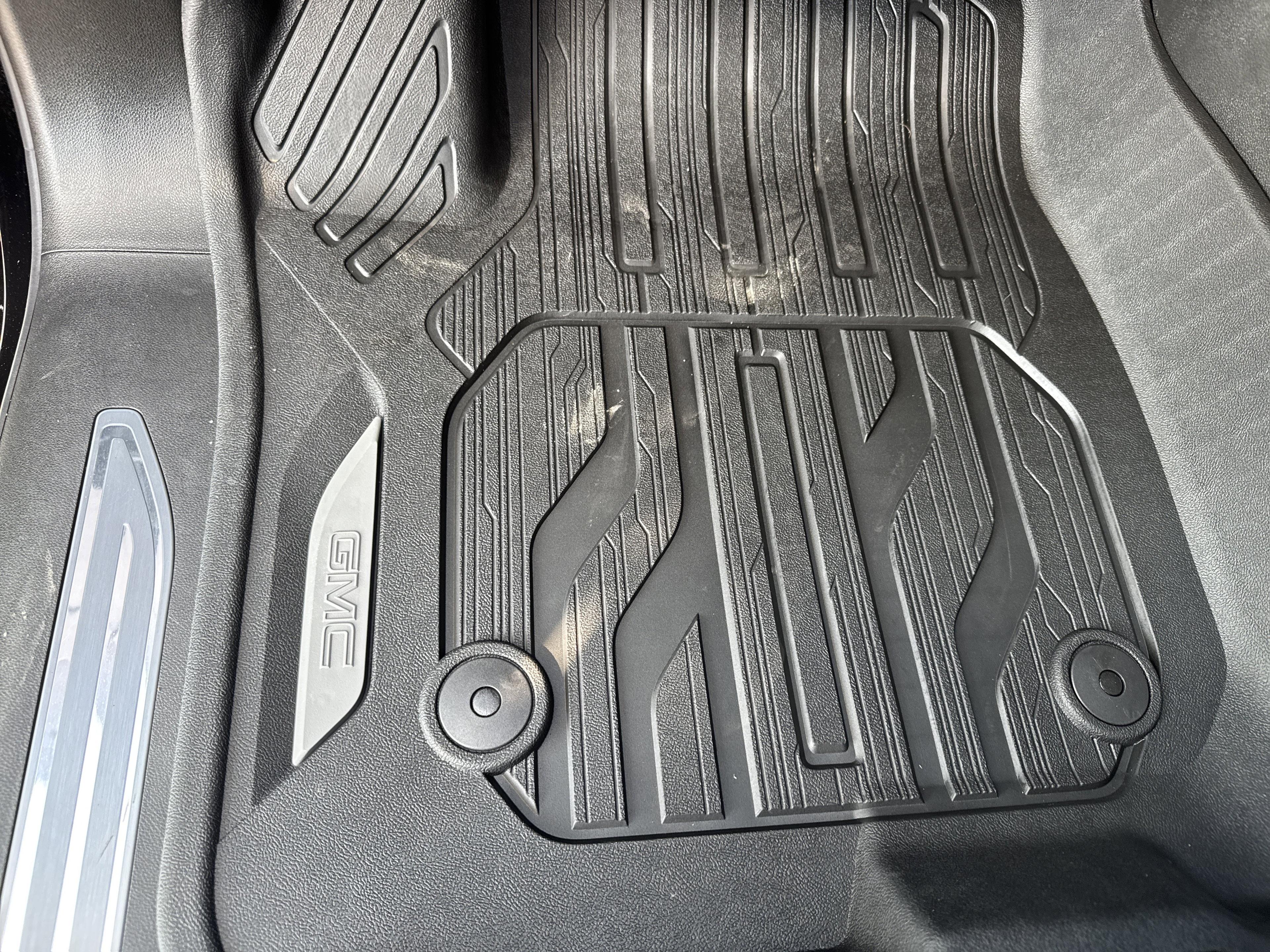 GMC Sierra 1500 Elevation Four Wheel Drive Crew Cab - Thumbnail 16