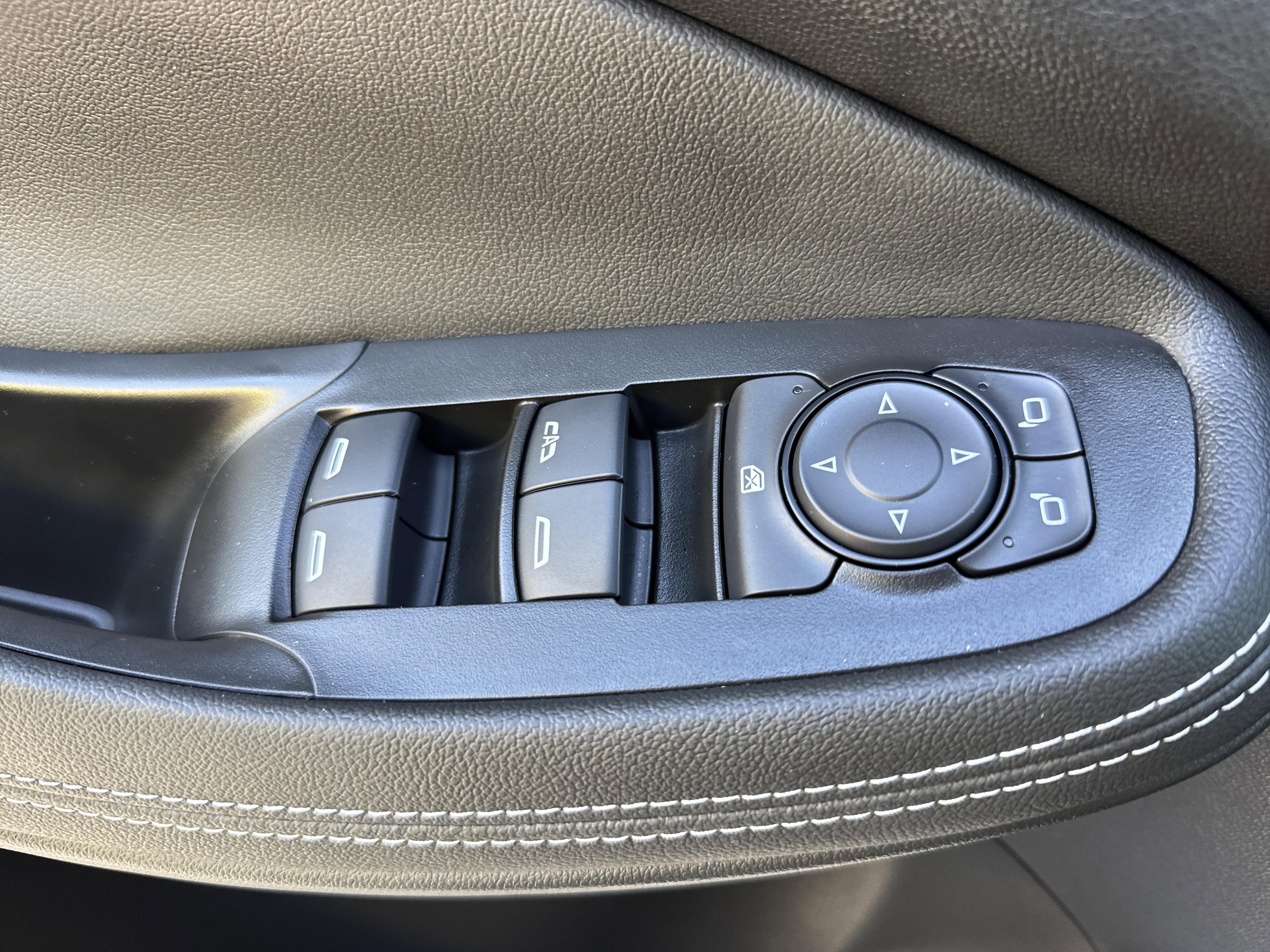 Buick Encore Gx Avenir Front Wheel Drive Suv - Thumbnail 14