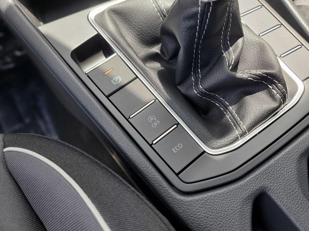 Volkswagen Jetta 1.5T Sport - Thumbnail 18