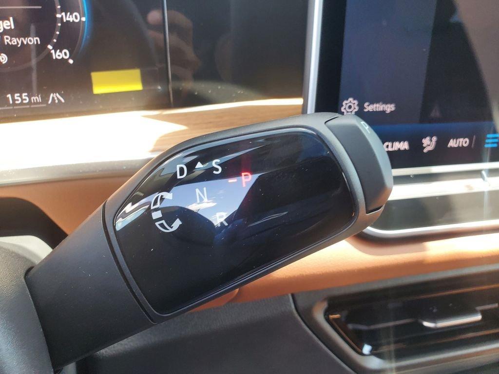 Volkswagen Tiguan 2.0T Sel R-Line Turbo With Navigation & Awd - Thumbnail 14