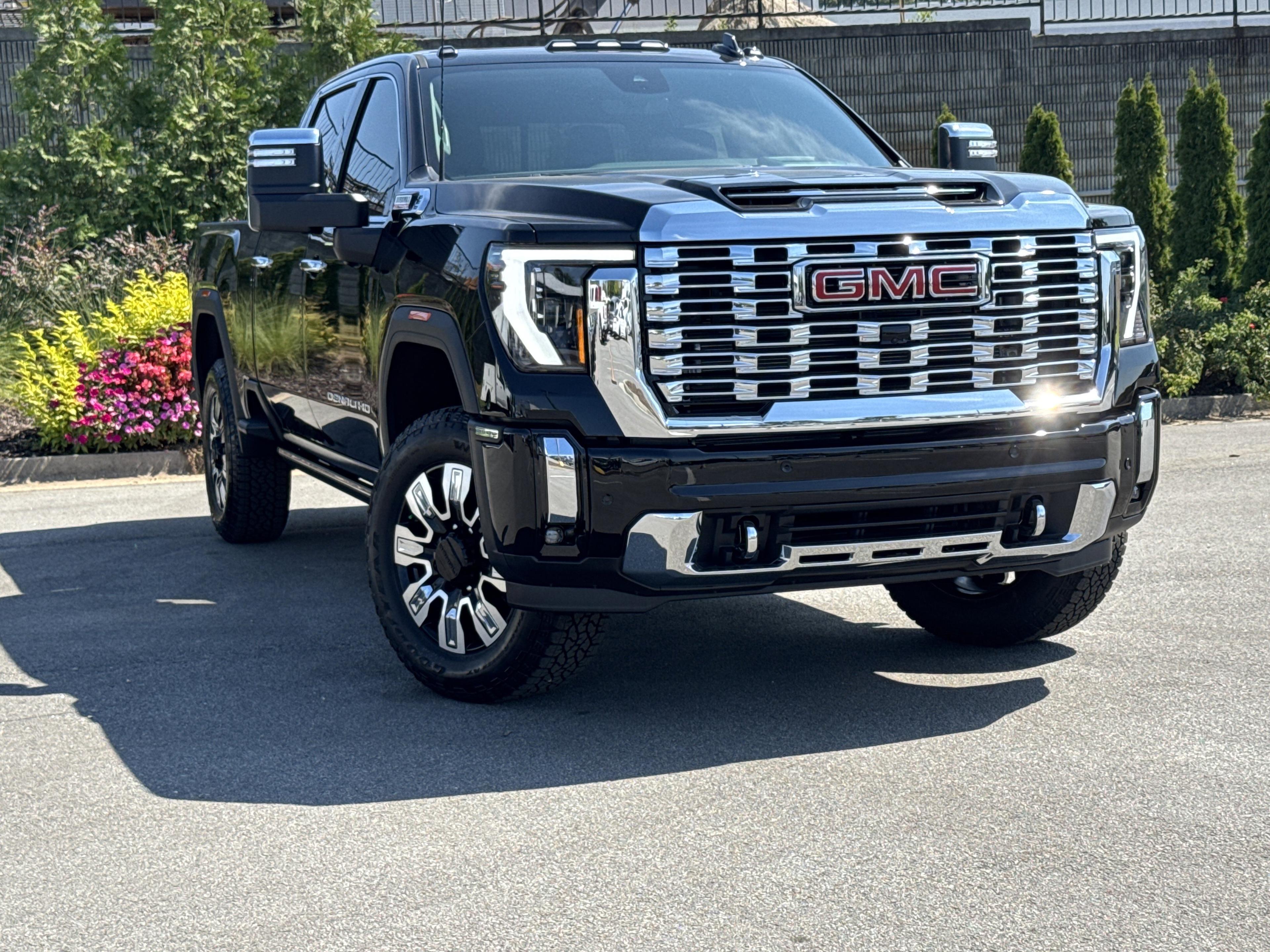 GMC Sierra 2500 Hd Denali Four Wheel Drive Crew Cab - View 1