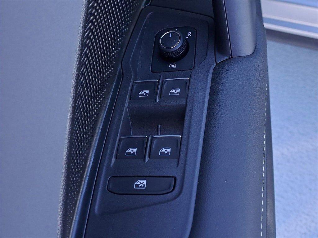 Volkswagen Tiguan 2.0T Se - Thumbnail 20