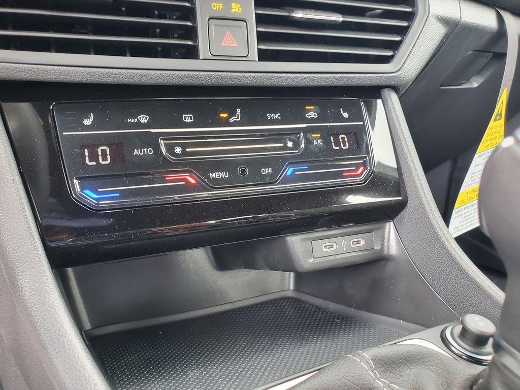 Volkswagen Jetta 1.5T Sport - Thumbnail 19