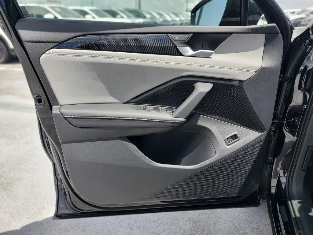 Volkswagen Tiguan 2.0T Se R-Line Black Awd - Thumbnail 11