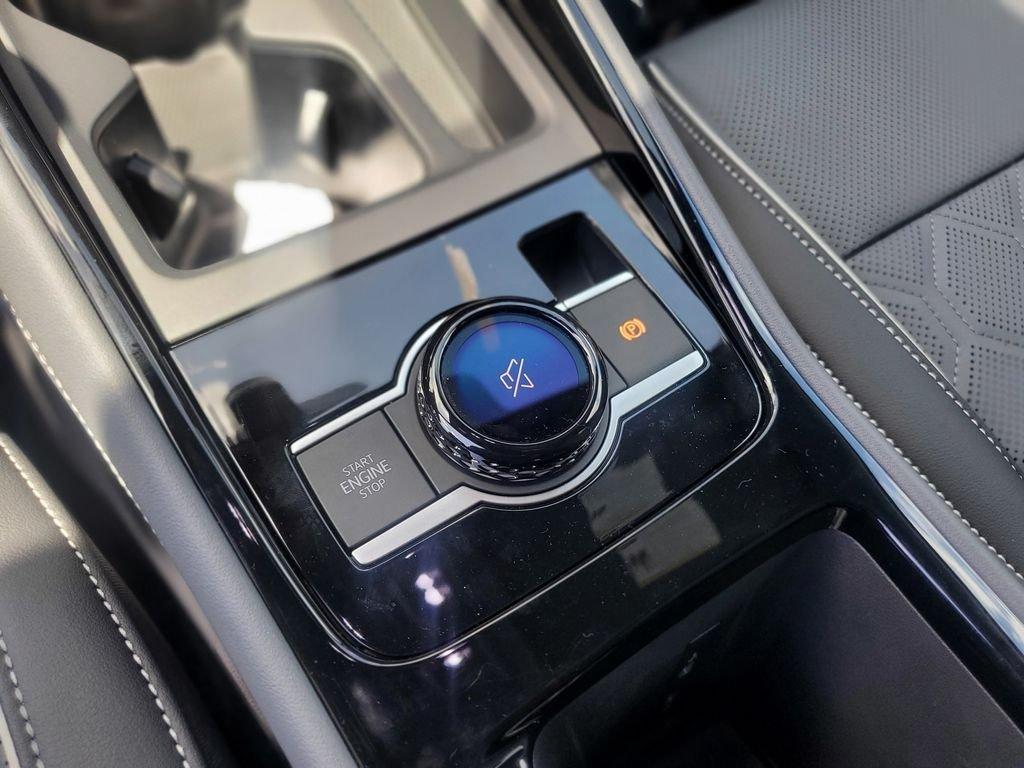 Volkswagen Tiguan 2.0T Sel R-Line Turbo With Navigation & Awd - Thumbnail 18