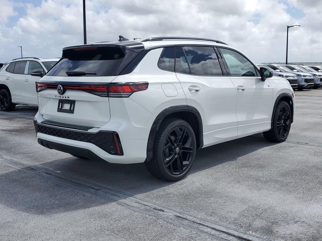 Volkswagen Tiguan 2.0T Se R-Line Black - Thumbnail 5