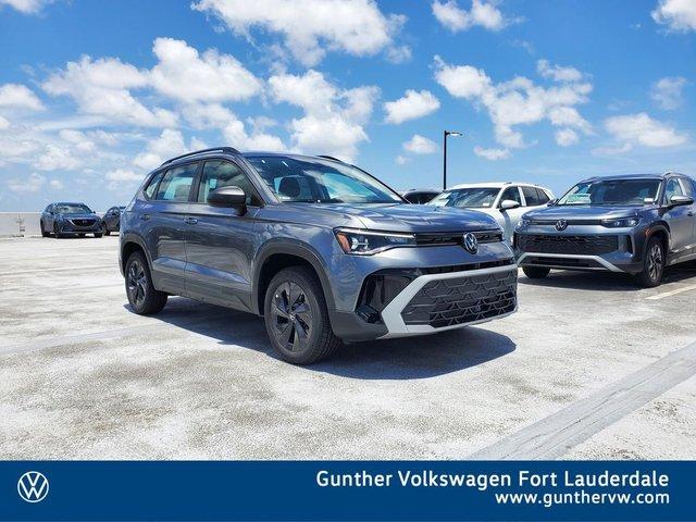 Volkswagen Taos 1.5T S - View 1