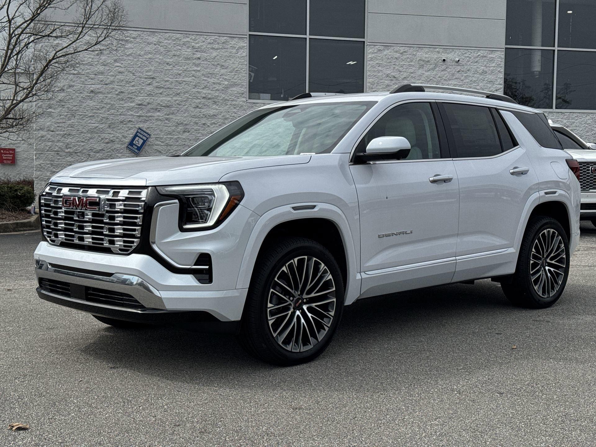 GMC Terrain Denali All Wheel Drive Suv - Thumbnail 4