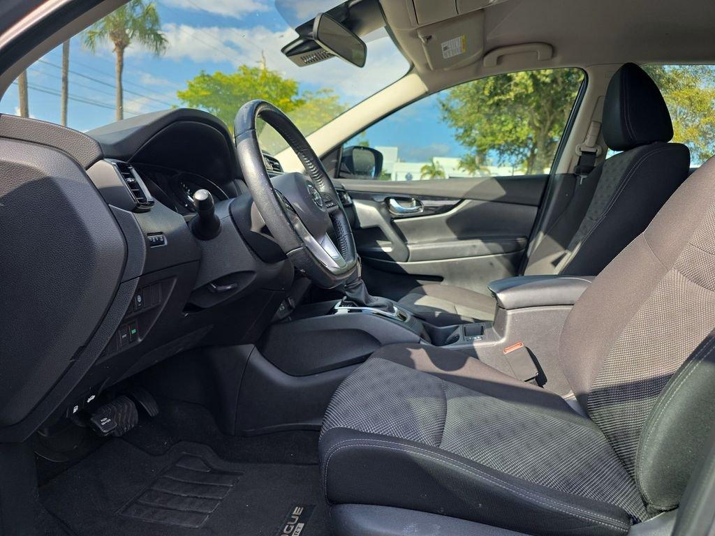 Nissan Rogue Sport Sv - Thumbnail 13