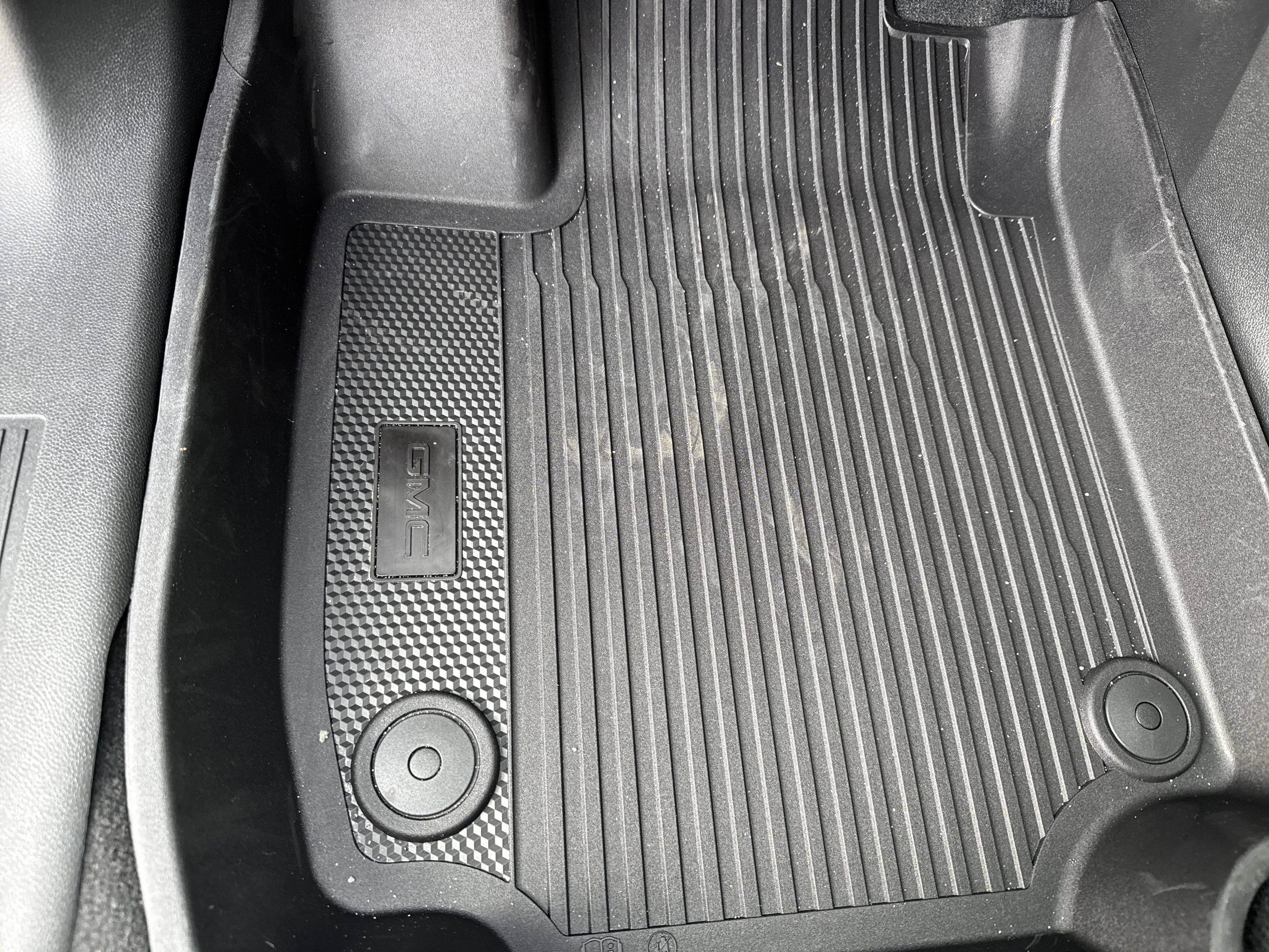 GMC Terrain Denali All Wheel Drive Suv - Thumbnail 16