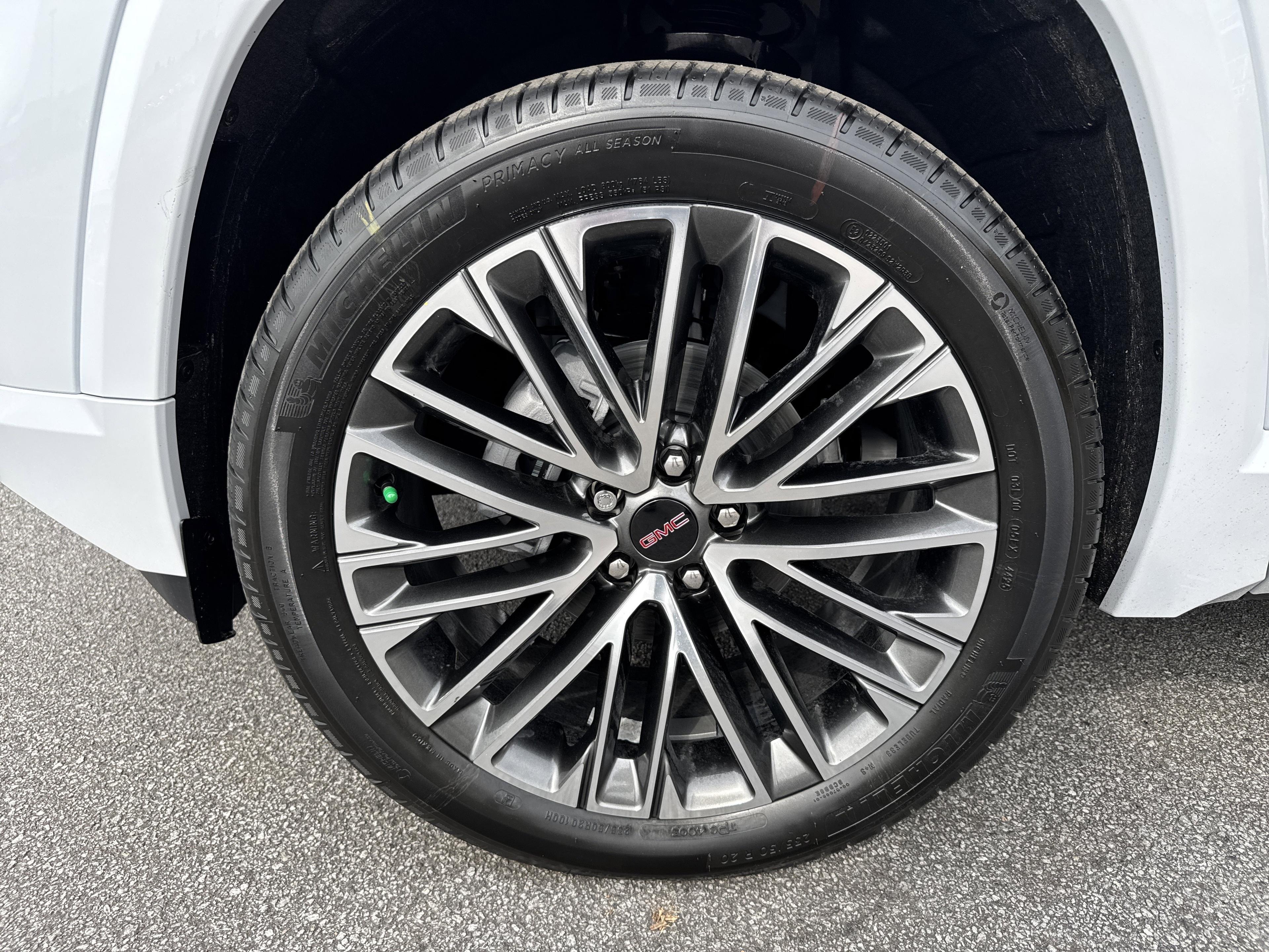 GMC Terrain Denali All Wheel Drive Suv - Thumbnail 11