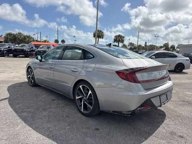 Hyundai Sonata Sel Plus In Hollywood Fl | Kmhl44J29Pa271194 | Toyota Of Hollywood'S Amazinn Used Cars - Thumbnail 5